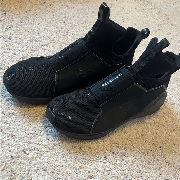 Puma Women’s Black Slip-On Sneakers - Picture 1 of 3